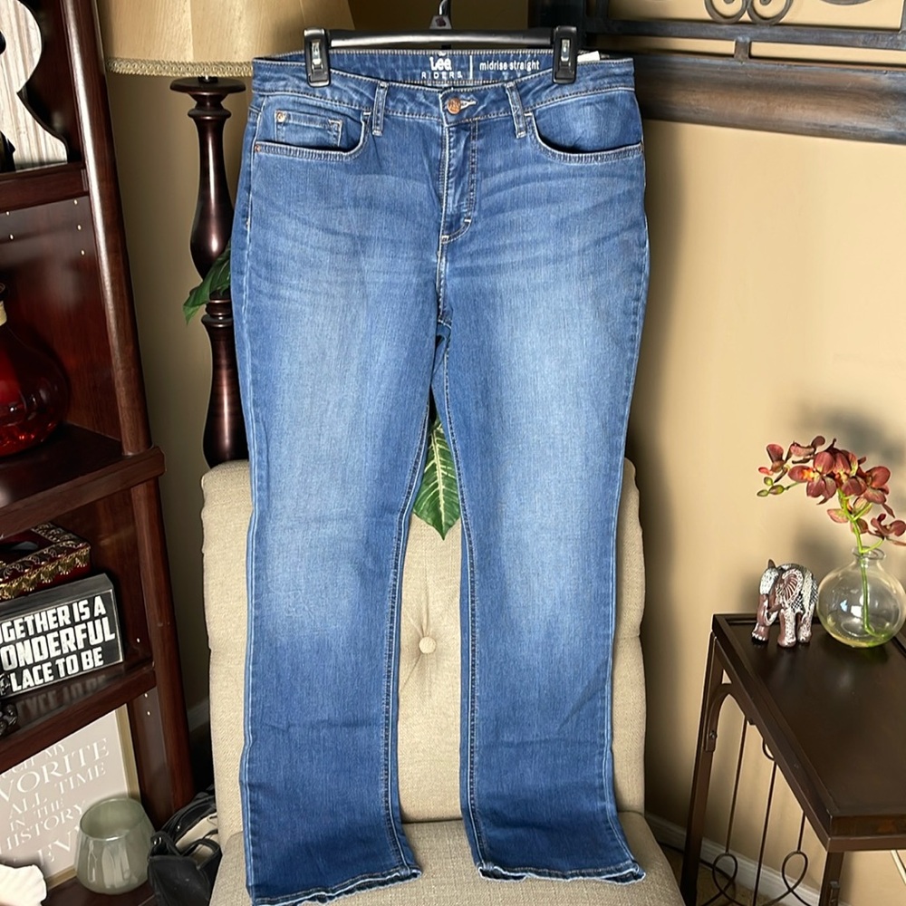 Long length Lee Riders jeans.